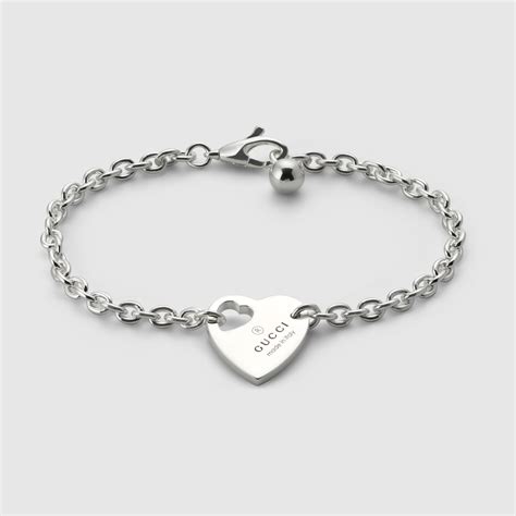 Trademark Chain Bracelet with Charm by Gucci 